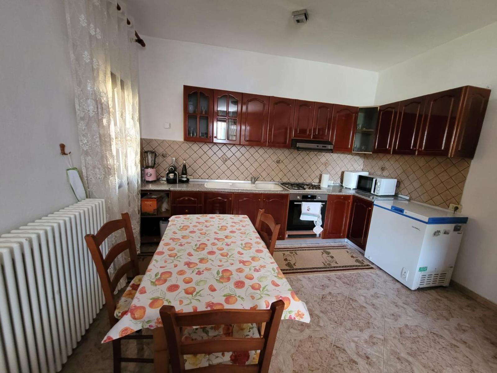 Private Room On A Shared Apartament Near Durres Beach Exterior photo